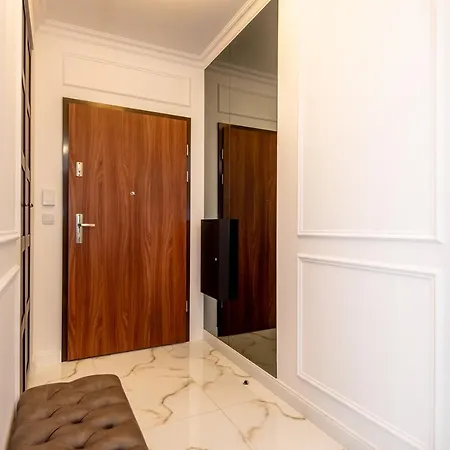 Super-apartamenty Andersia Vip Ii アパート *